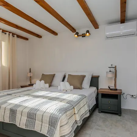 Nice In With Outdoor Swimming Pool * Benkovac